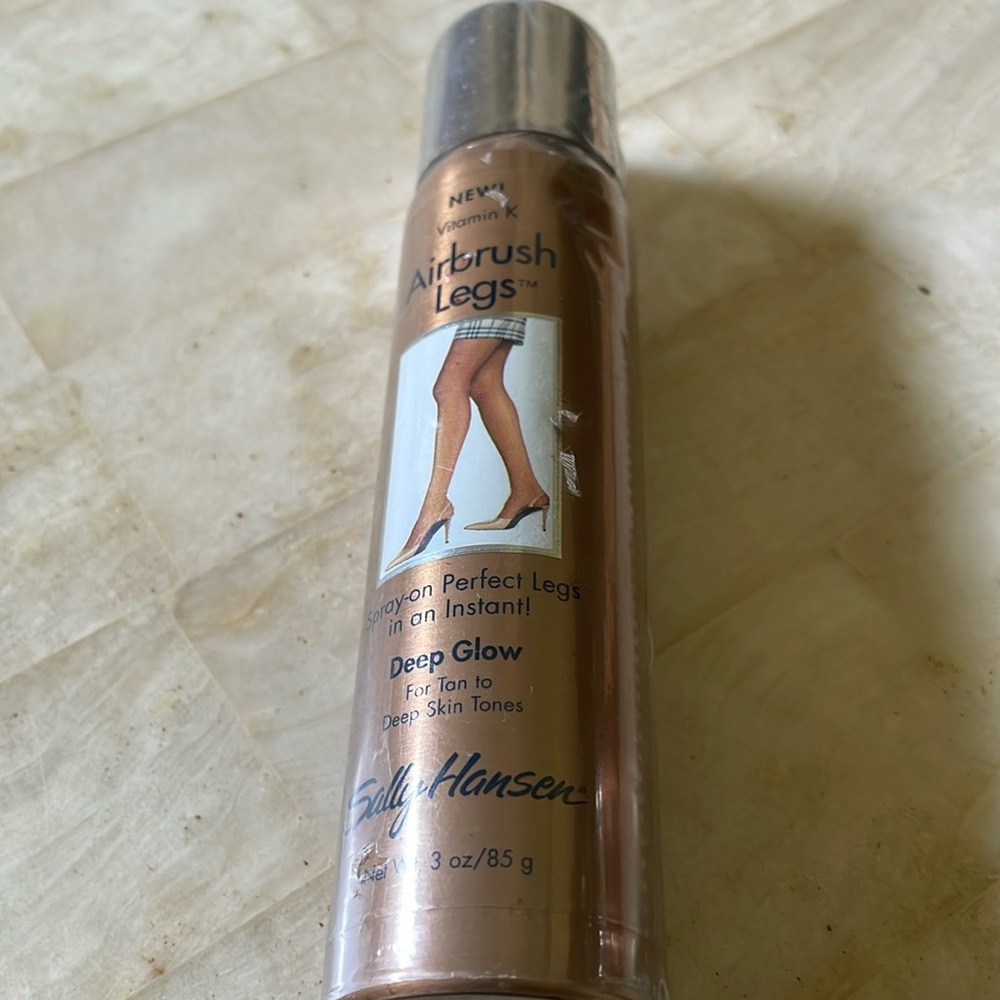 SALLY HANSEN NEW VITAMIN K AIRBRUSH LEGS DEEP GLOW